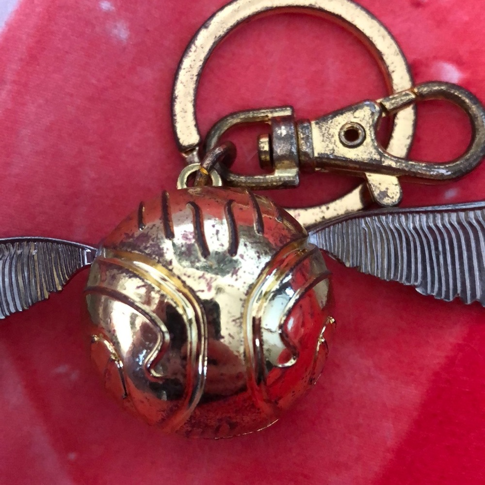 Golden Snitch Key Chain - Picture 3 of 3